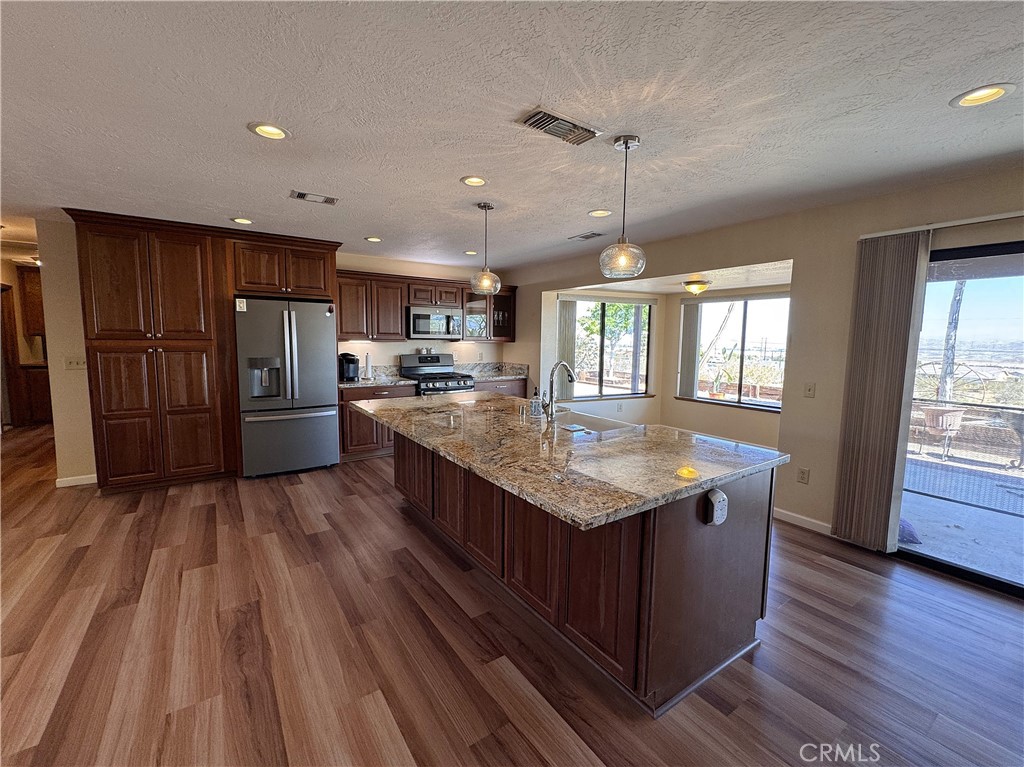 34234 N Street Property Photo 5