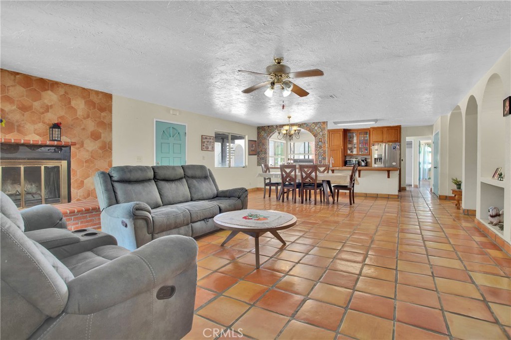 7165 Lyons Avenue Property Photo 11