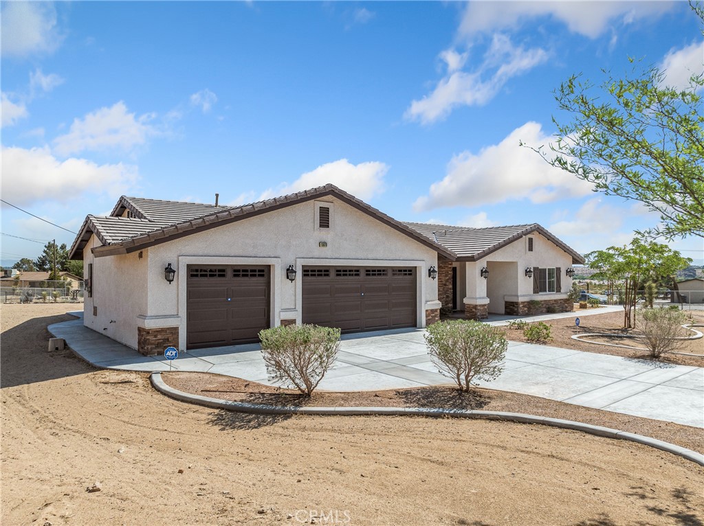 15679 Tuscola Road Property Photo 1