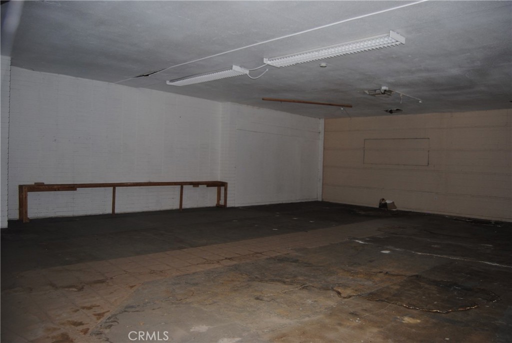 872 E Williams Street Property Photo 3