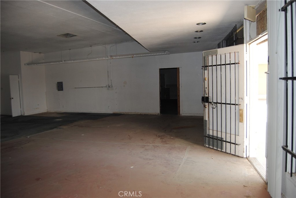 872 E Williams Street Property Photo 5