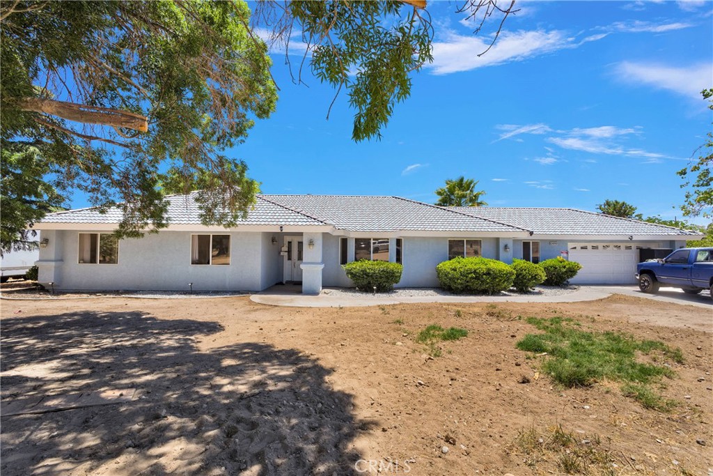 10325 Sheep Creek Road Property Photo 1
