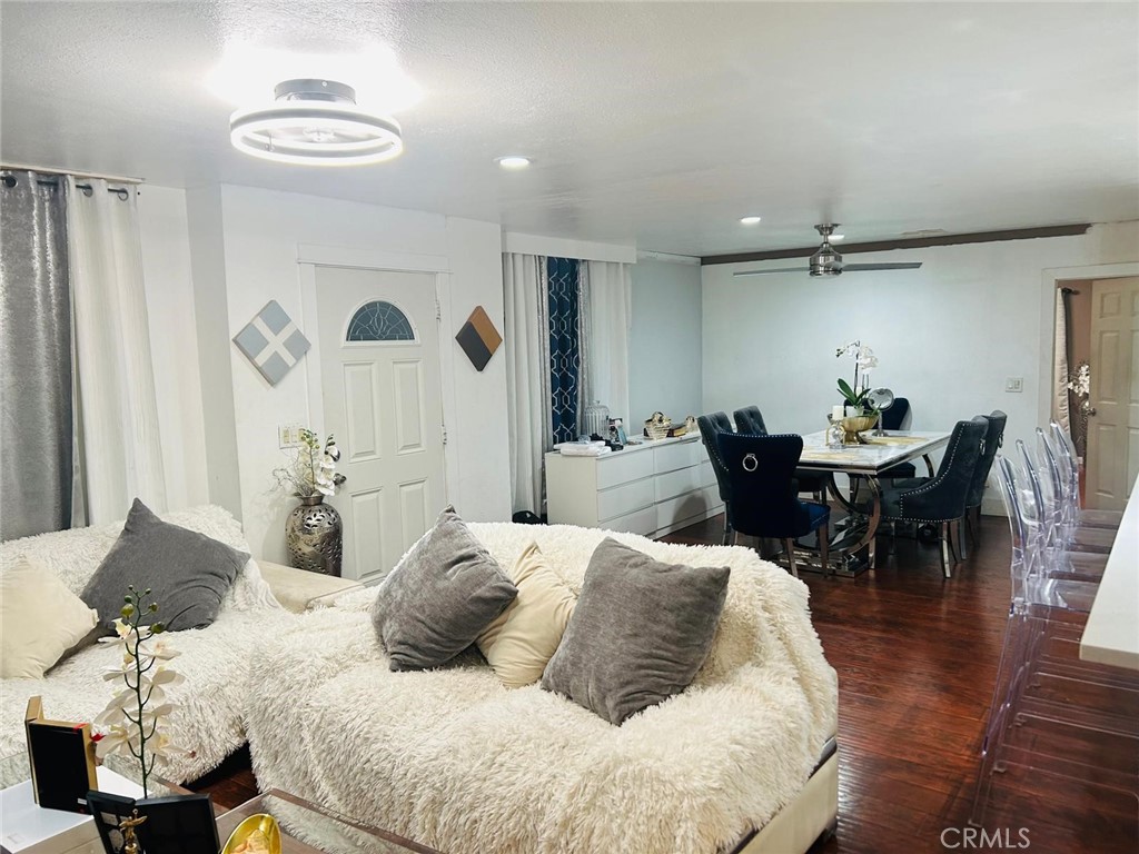 1025 Sur Riverside Av 26 Property Photo 5