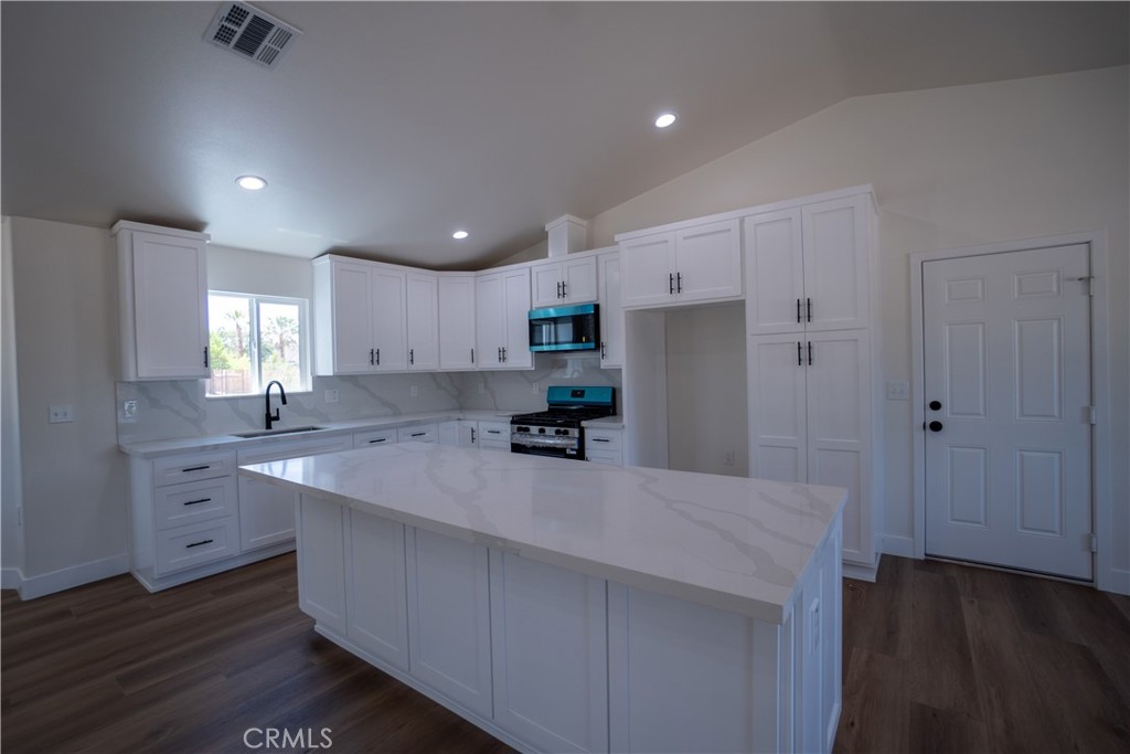 8920 Sabina Avenue Property Photo 19