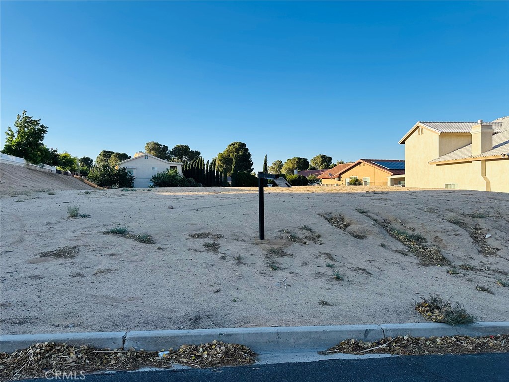 14852 Autumn Property Photo 1
