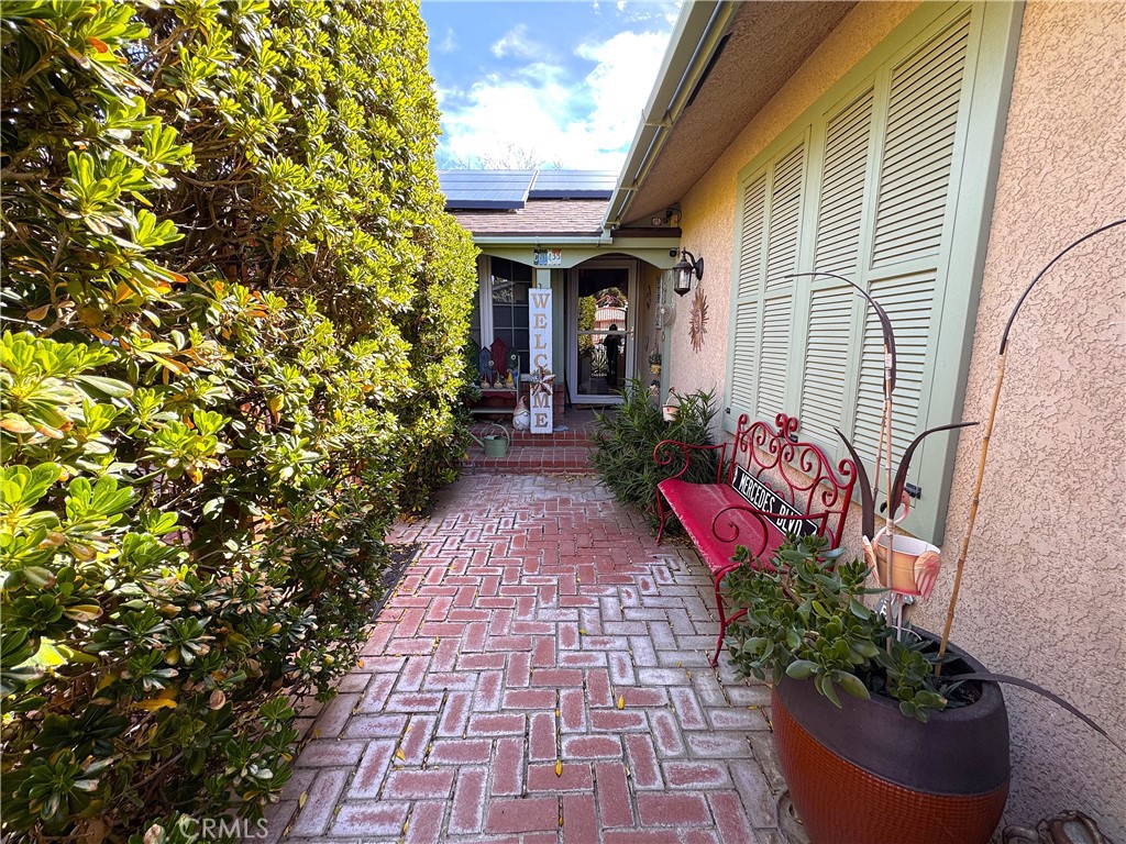 433 Oakmont Drive Property Photo 1