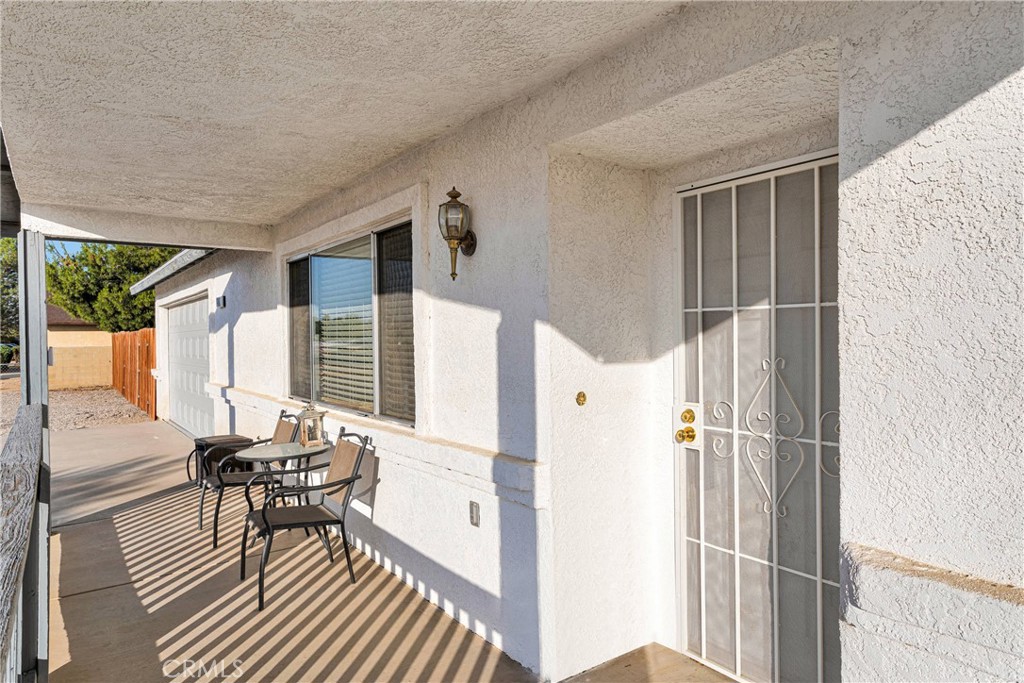 14160 Ivanpah Road Property Photo 3
