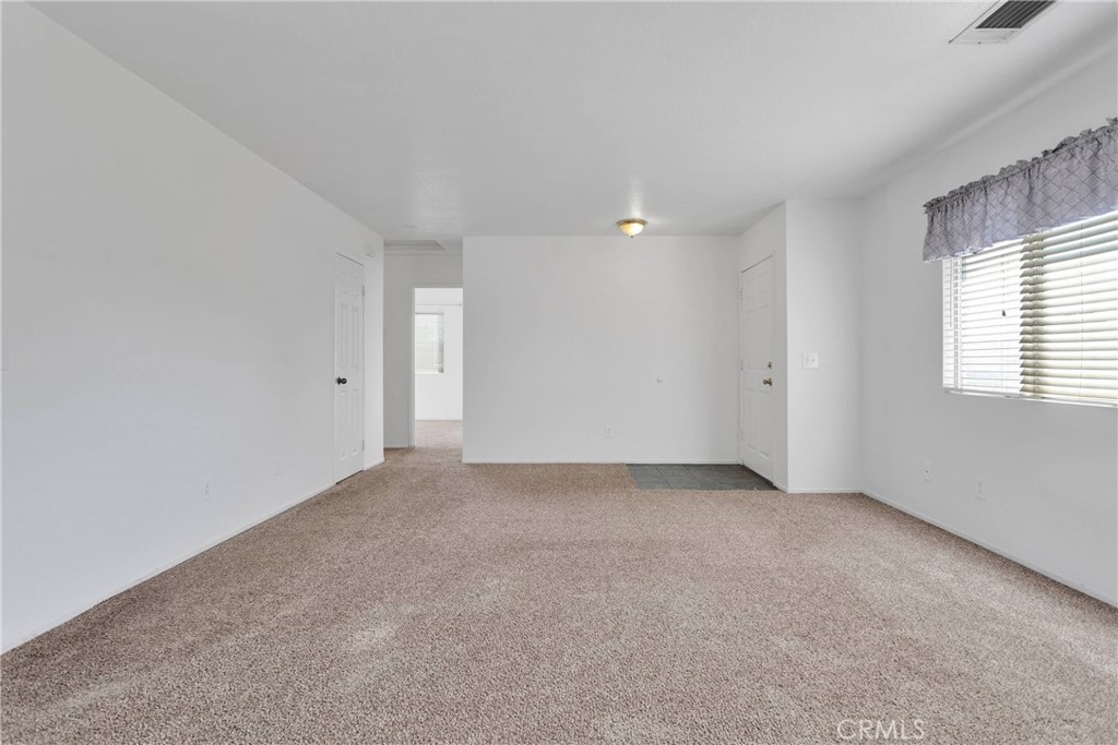 14160 Ivanpah Road Property Photo 5