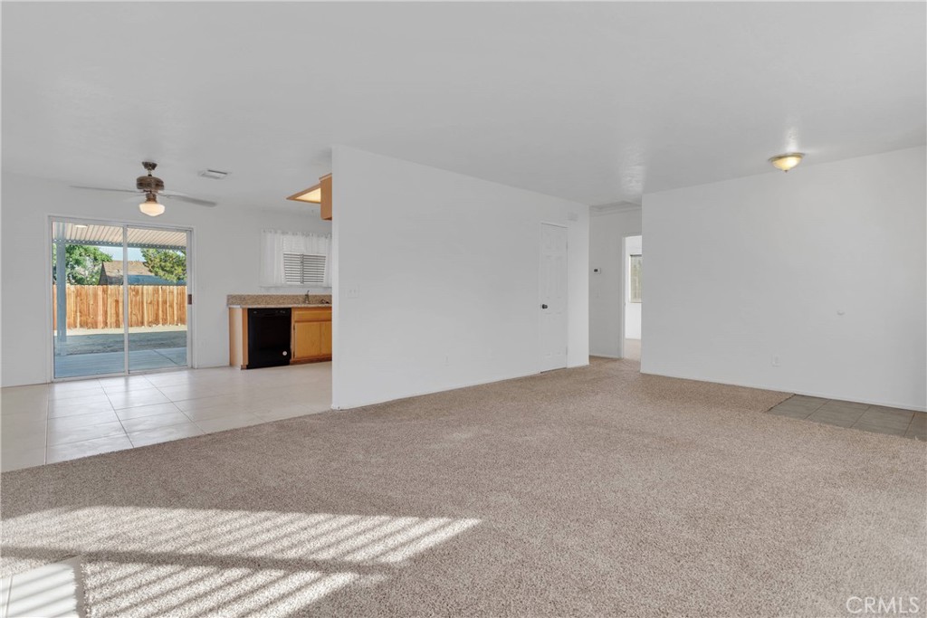14160 Ivanpah Road Property Photo 7