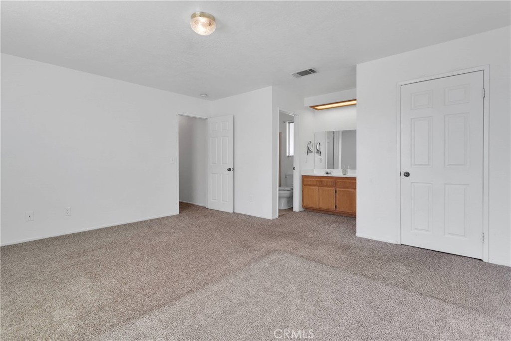 14160 Ivanpah Road Property Photo 23