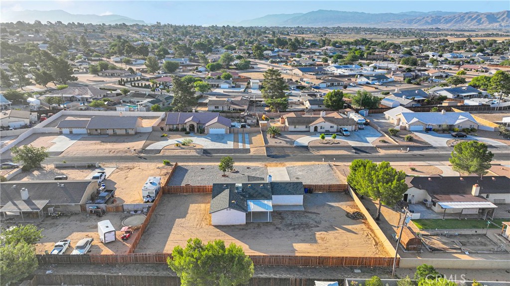 14160 Ivanpah Road Property Photo 34