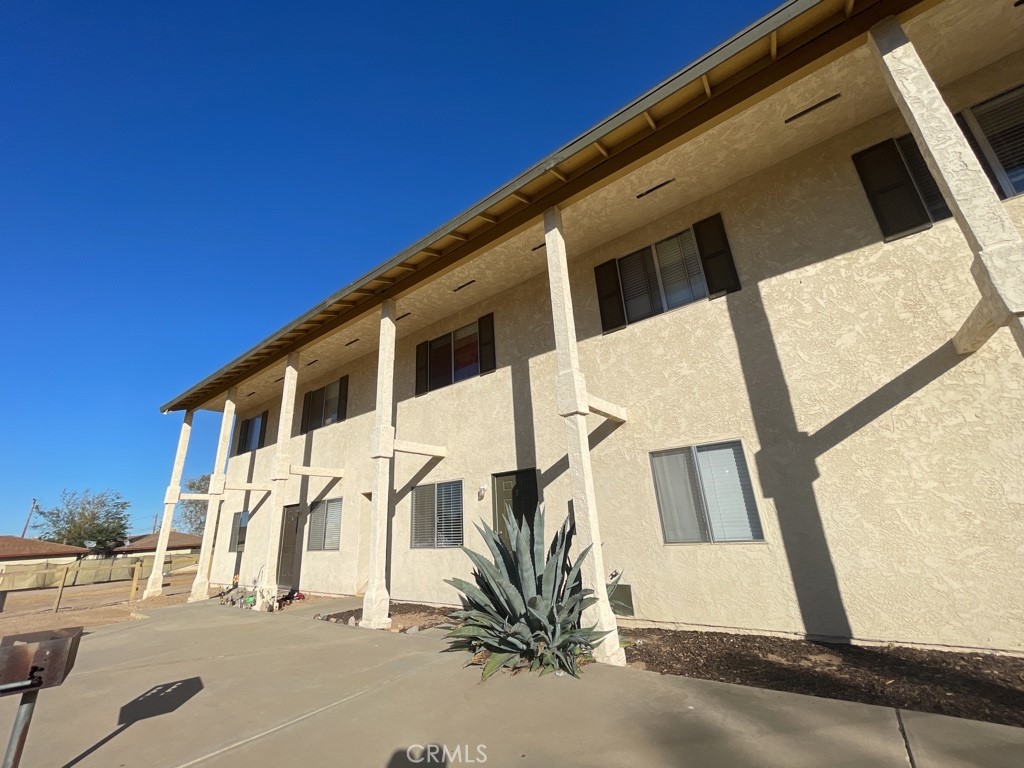 16784 Sultana Street 5 Property Photo 1