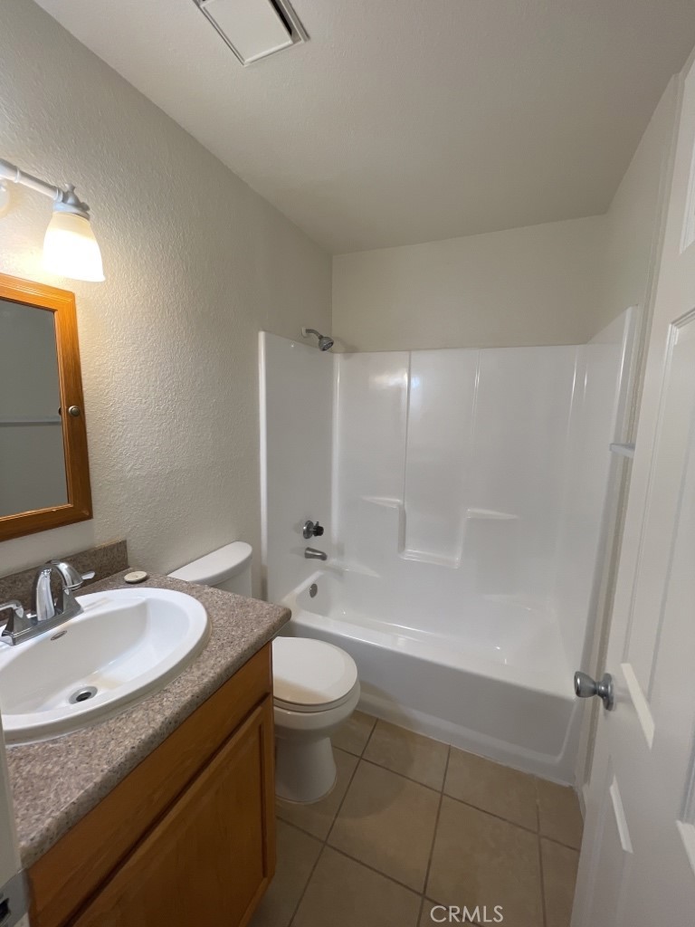 16784 Sultana Street 5 Property Photo 14