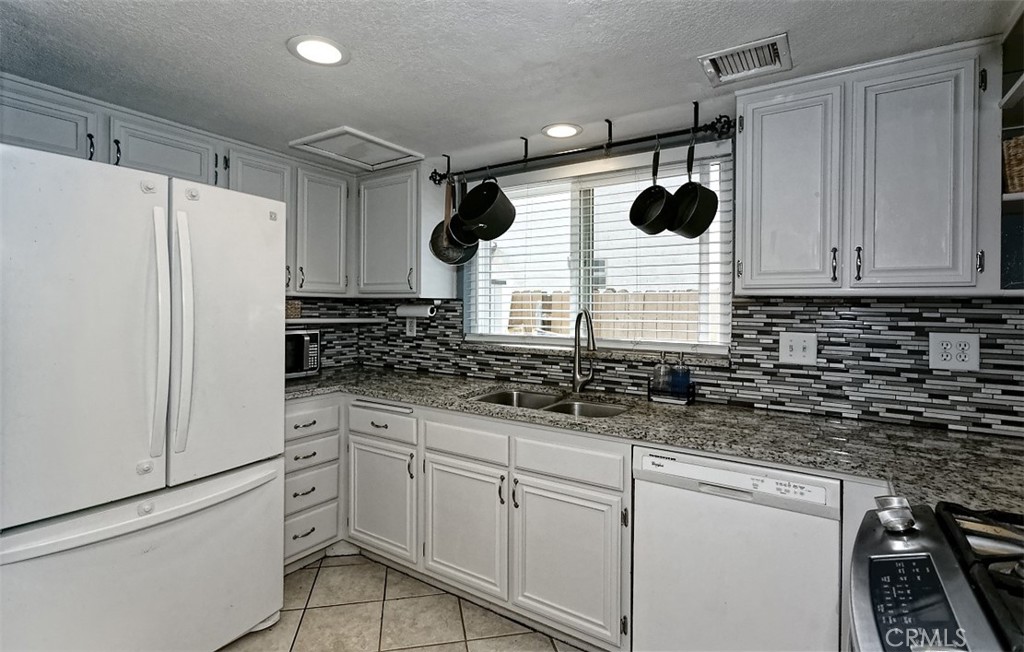 12164 Galaxy Street Property Photo 14