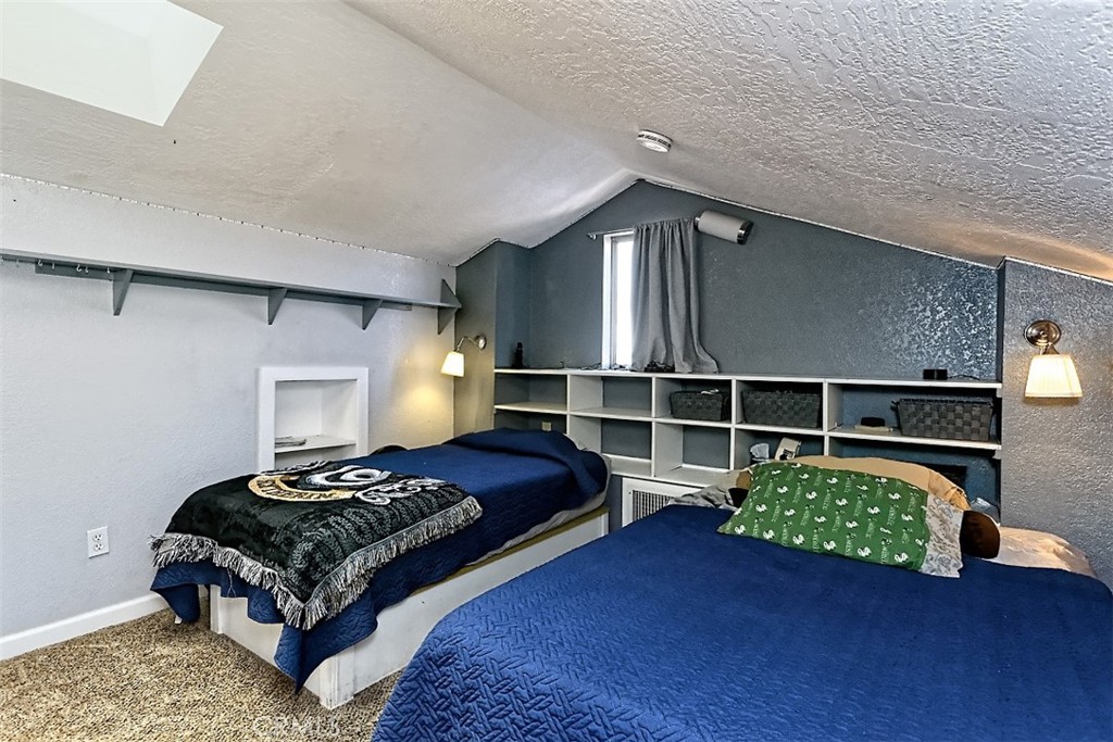 12164 Galaxy Street Property Photo 26