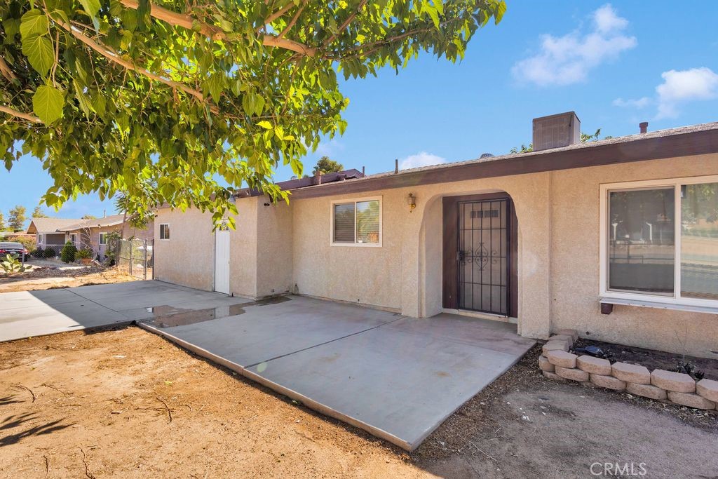10723 Portland Avenue Property Photo 4