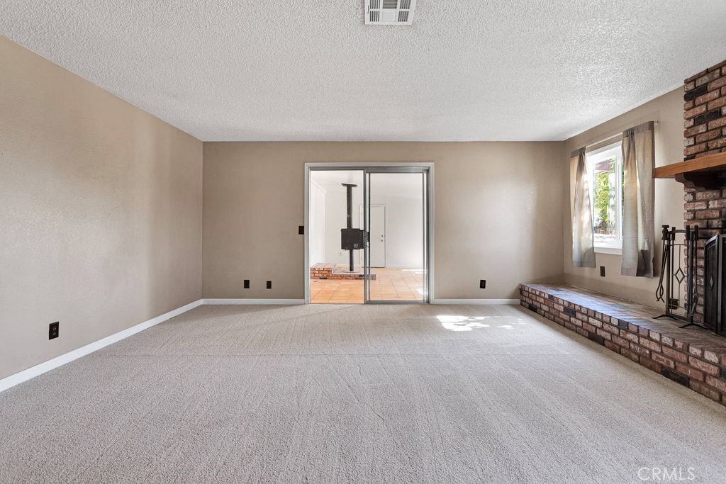10723 Portland Avenue Property Photo 7