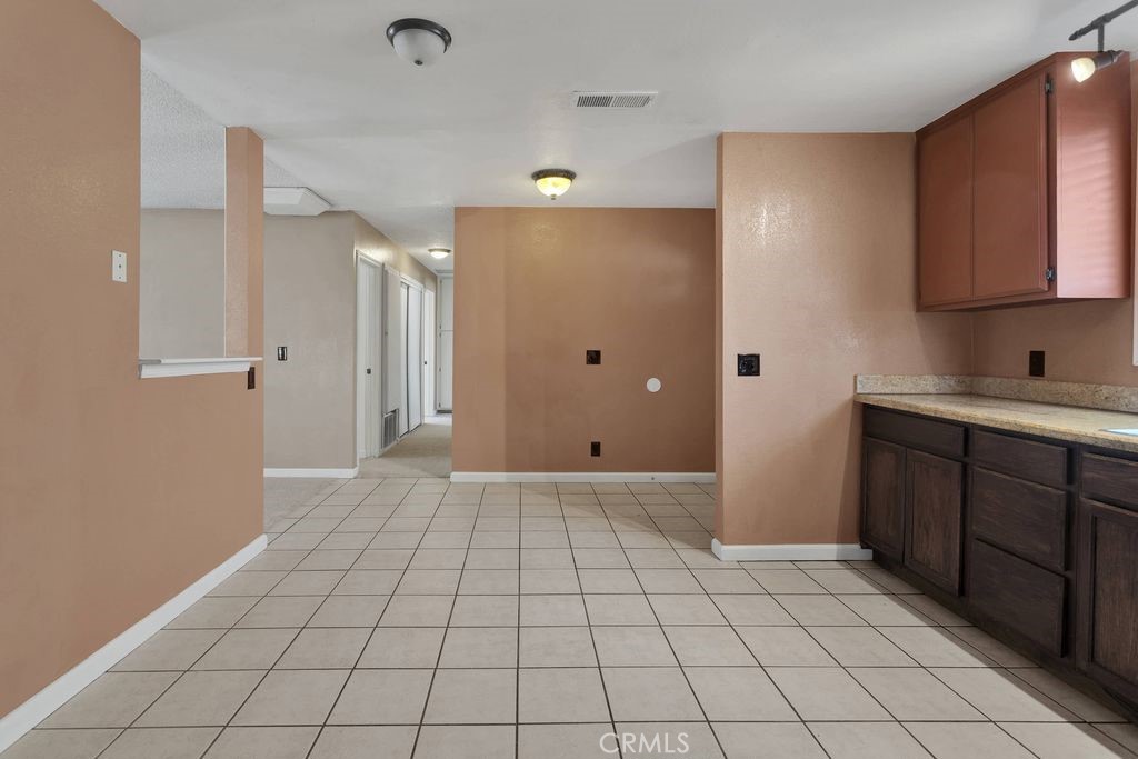 10723 Portland Avenue Property Photo 12