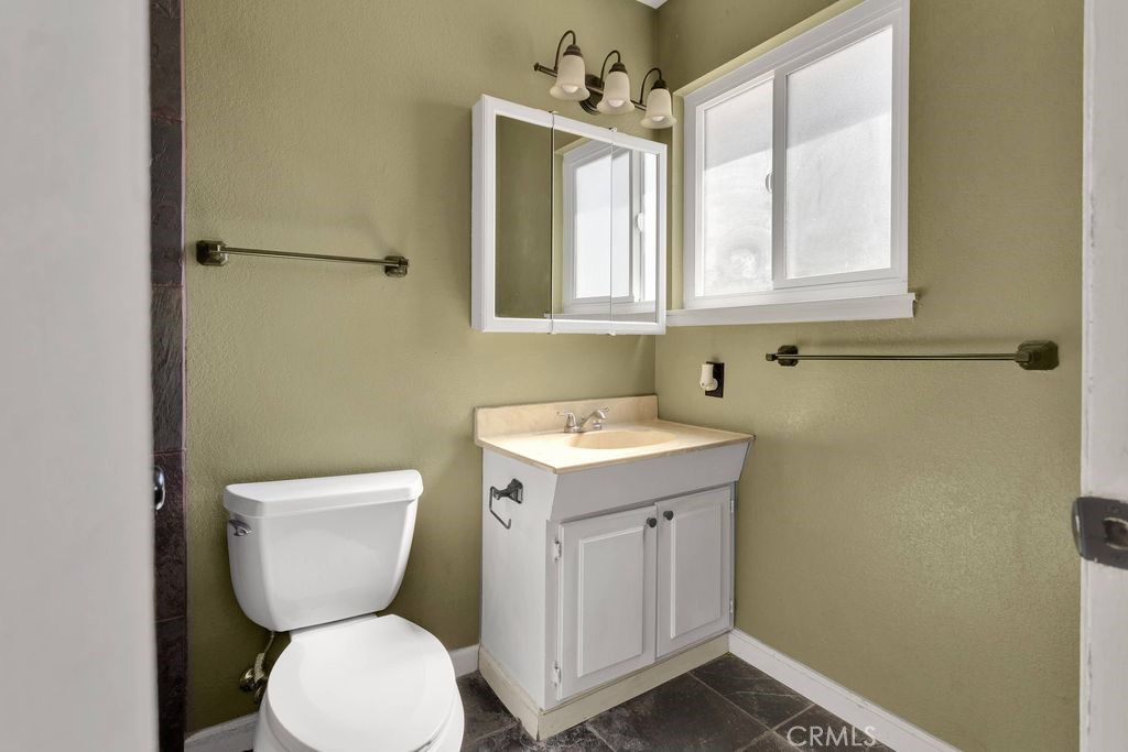10723 Portland Avenue Property Photo 17