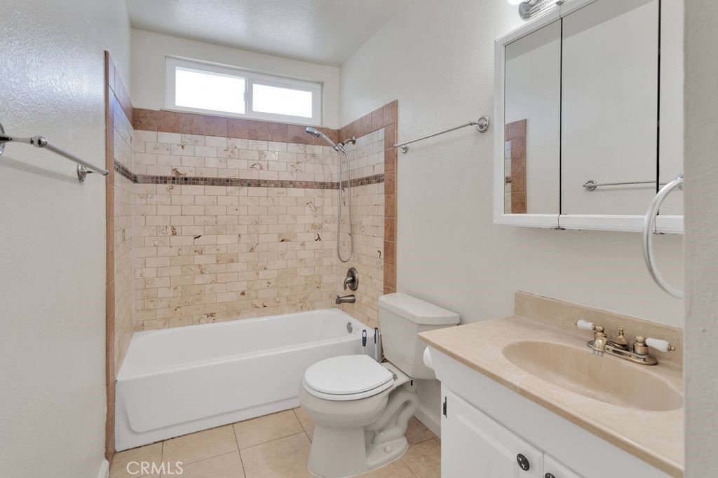 10723 Portland Avenue Property Photo 23