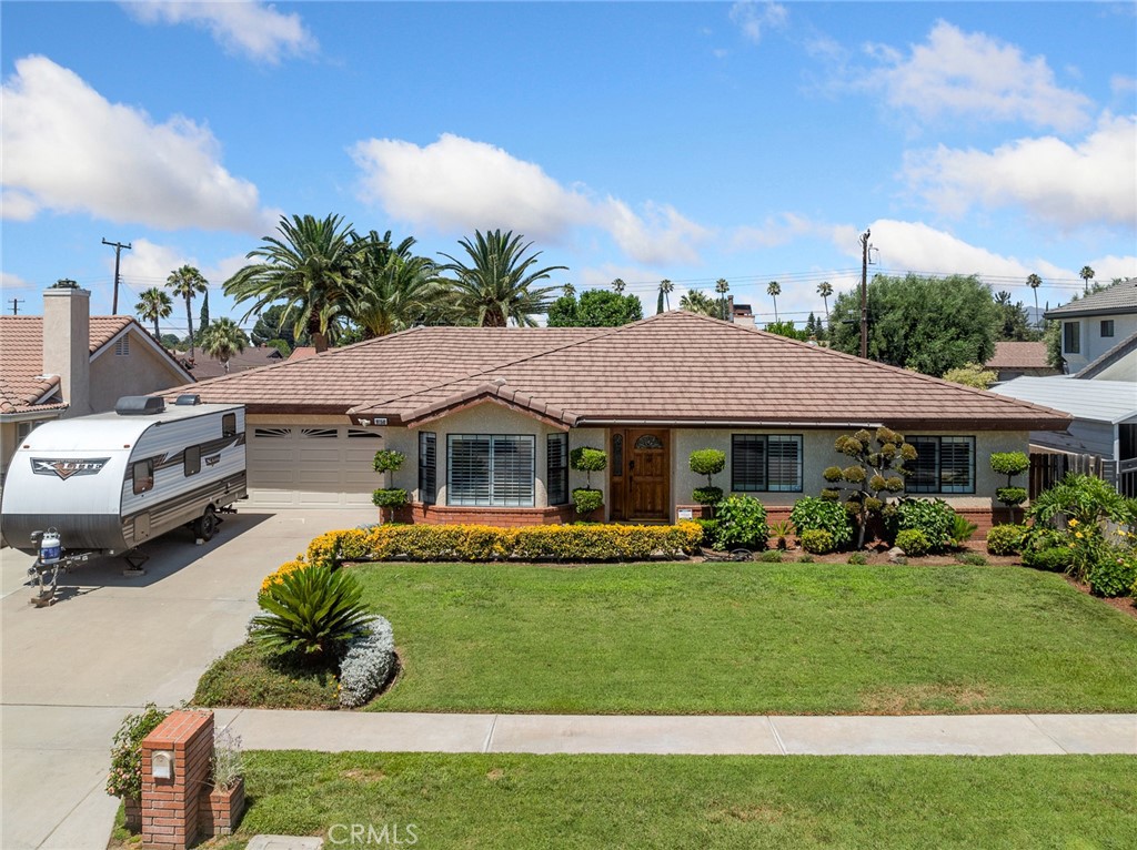 9150 Boxwood Avenue Property Photo