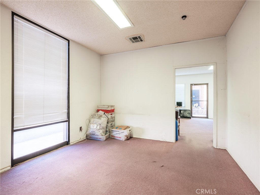 16925 Main Street Property Photo 42