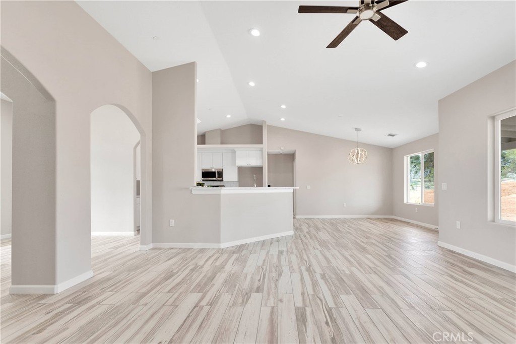18420 Wisteria Street Property Photo 8