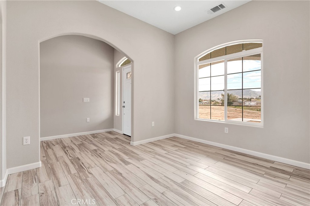 18420 Wisteria Street Property Photo 24