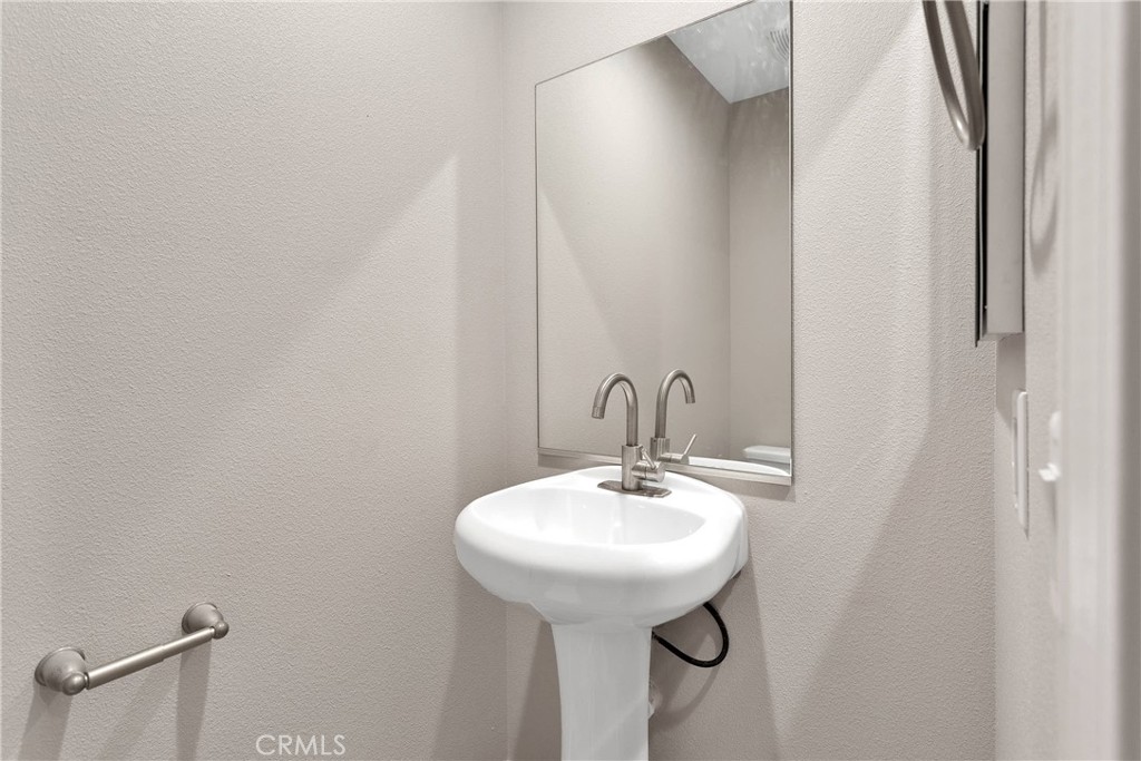18420 Wisteria Street Property Photo 25
