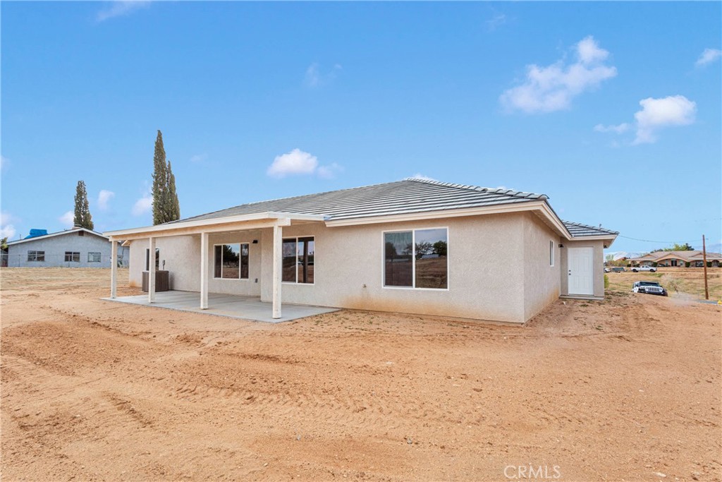 18420 Wisteria Street Property Photo 29