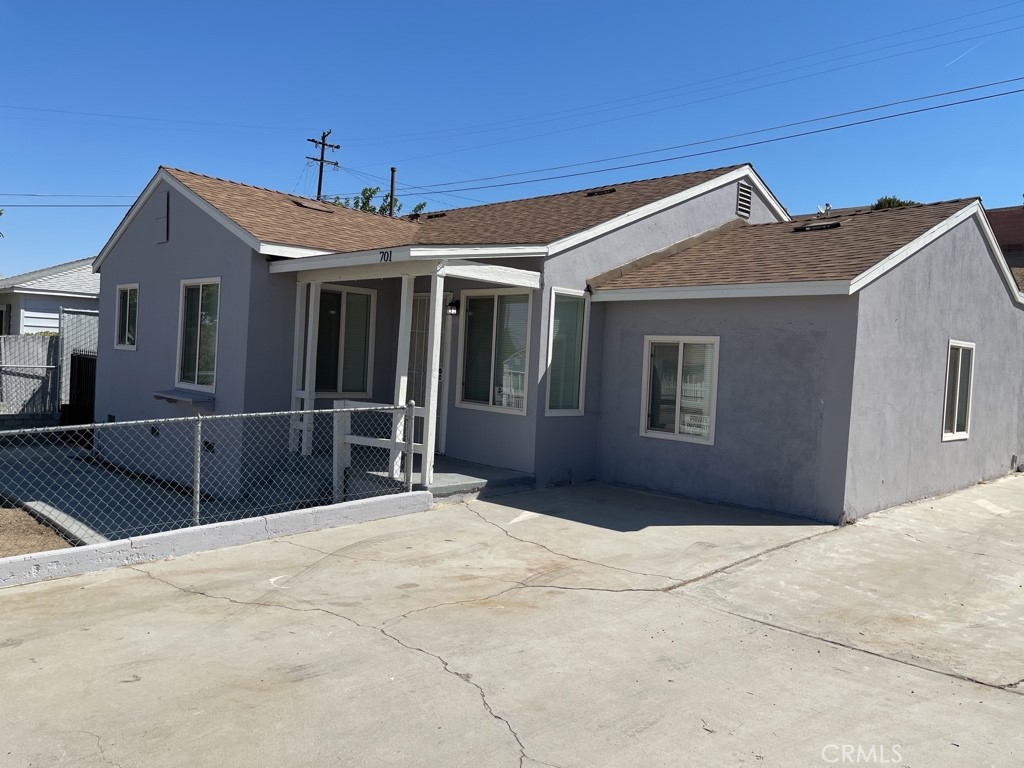701 S 2nd Avenue Property Photo 1