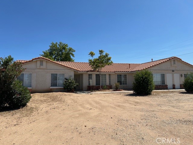 7653 Phelan Road Property Photo
