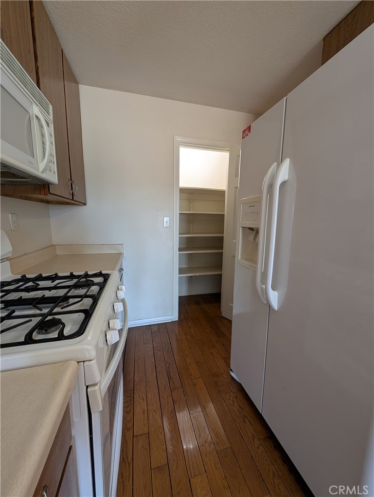 27535 Lakeview Drive 52 Property Photo 19