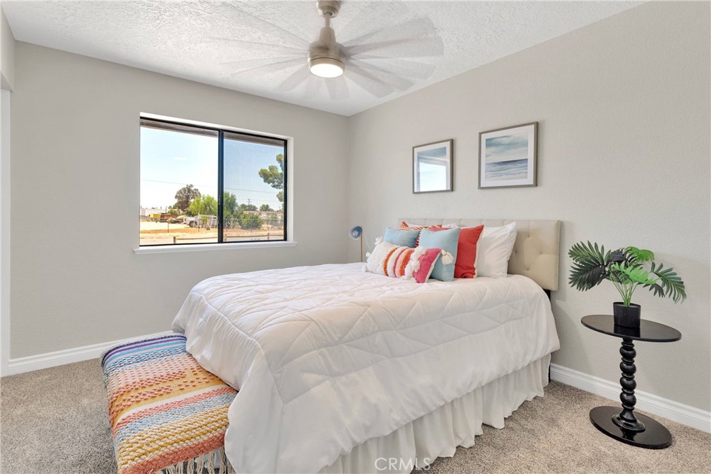 11969 Pinon Avenue Property Photo 16