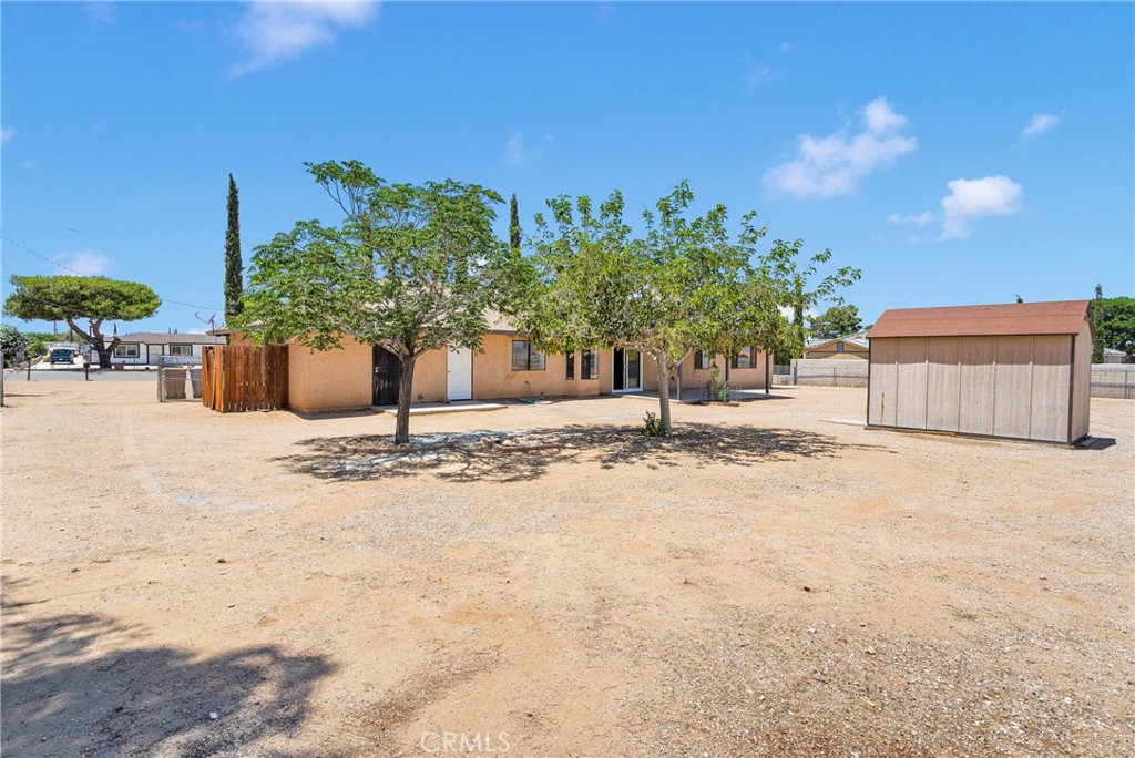 11969 Pinon Avenue Property Photo 33