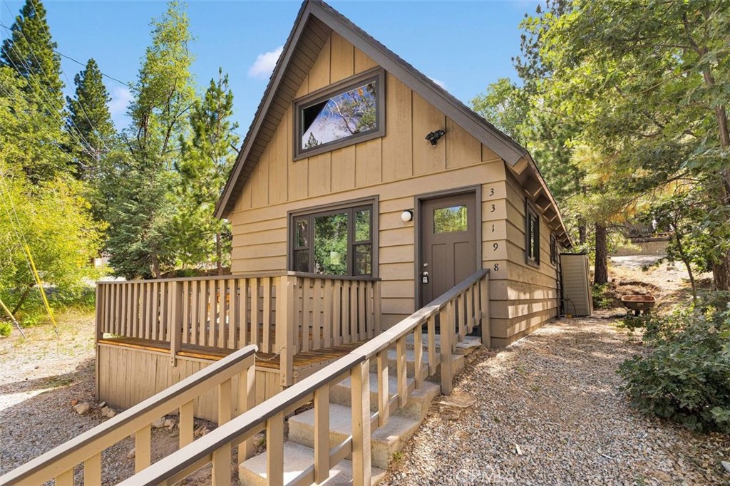 33198 Arrowbear Drive Property Photo 1