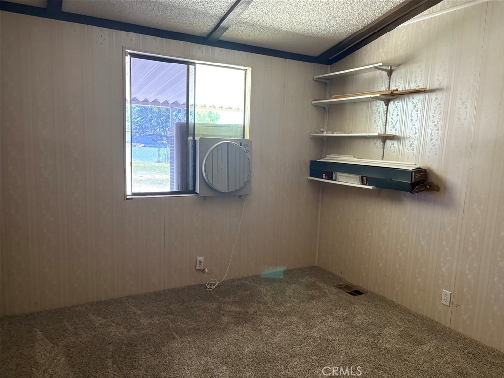 20683 Waalew Road B64 Property Photo 9