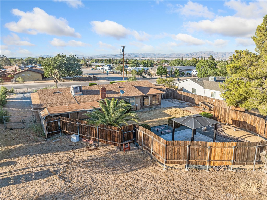 17911 Juniper Street Property Photo 4