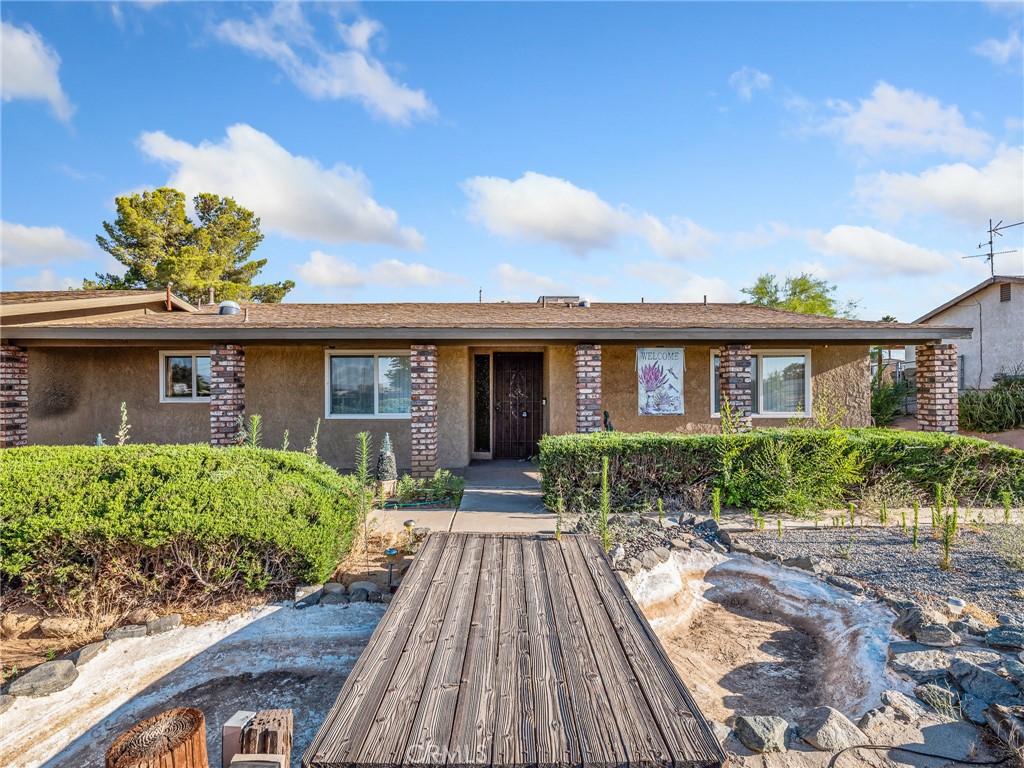 17911 Juniper Street Property Photo 6