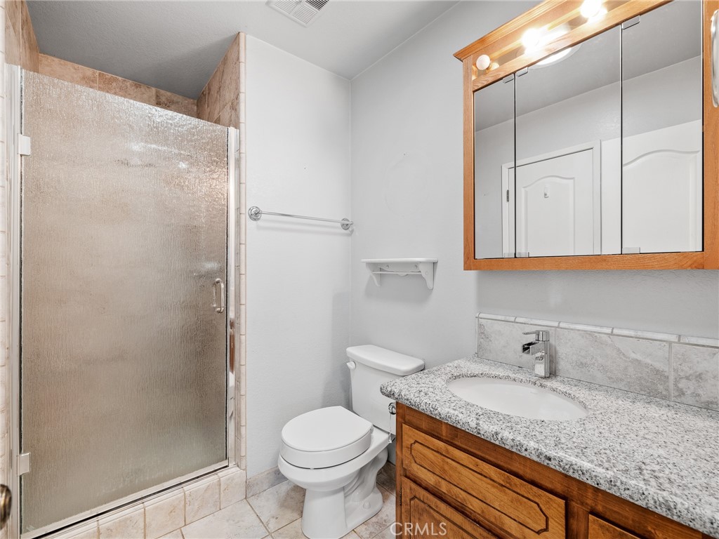 17911 Juniper Street Property Photo 20