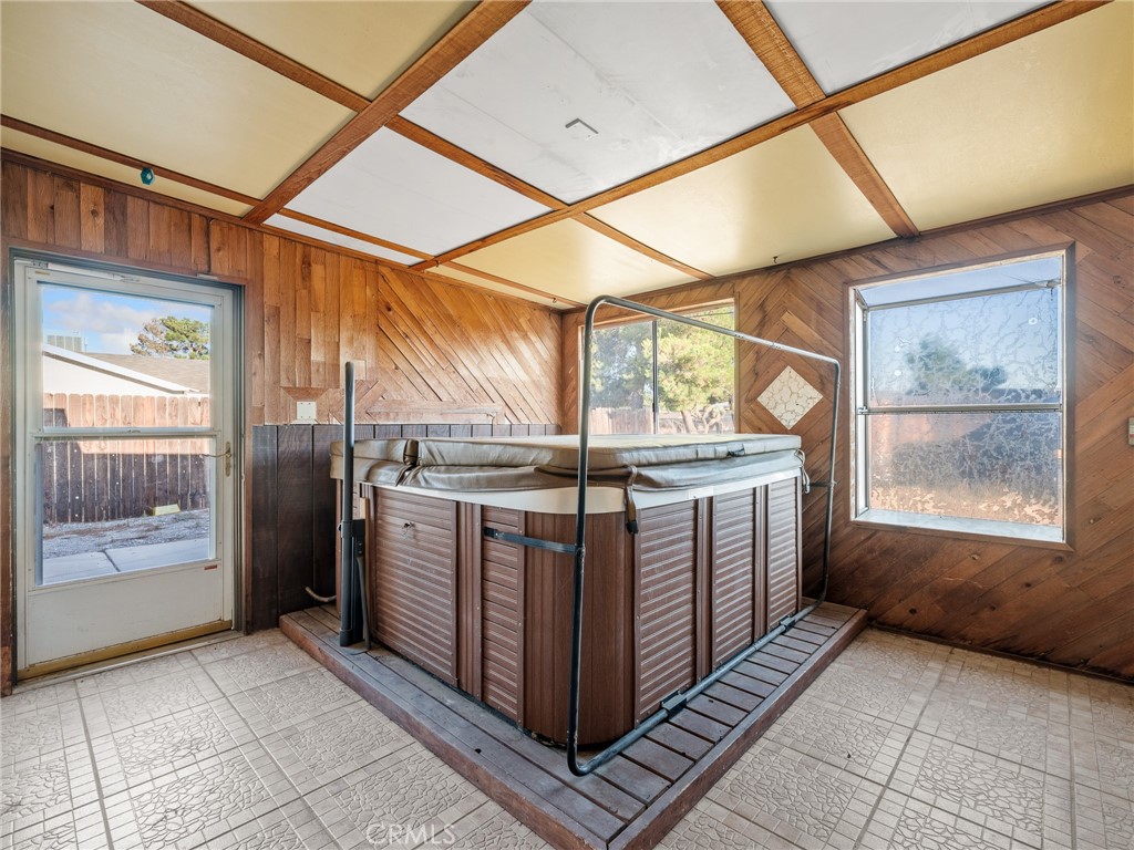 17911 Juniper Street Property Photo 30