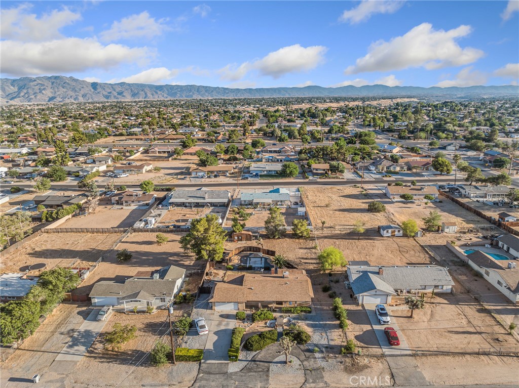 17911 Juniper Street Property Photo 37