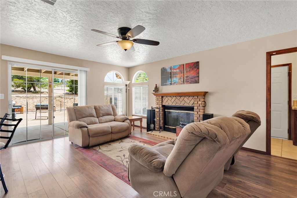 18441 Verano Street Property Photo 11