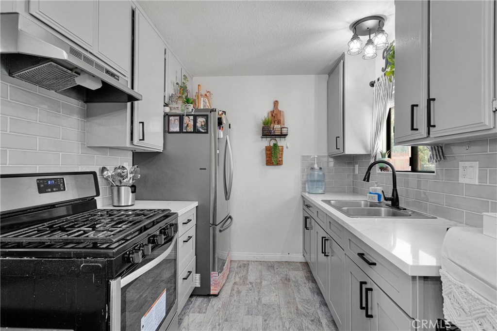 9754 5th Avenue Property Photo 15