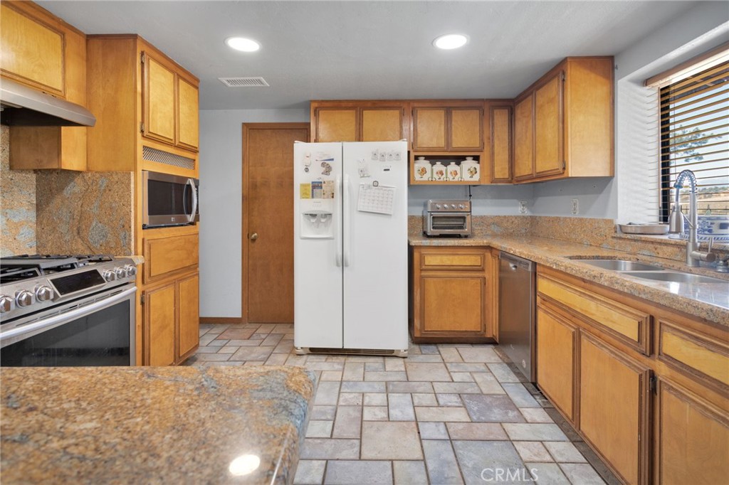 7390 Chase Avenue Property Photo 11