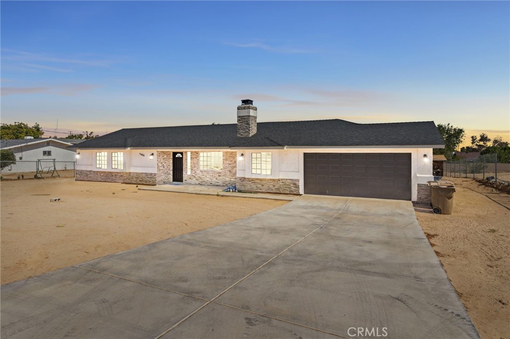 15408 Riverside Street Property Photo