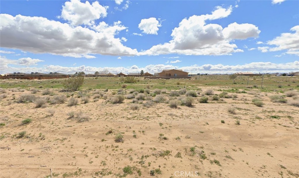 8112 Mendiburu Road Property Photo 1