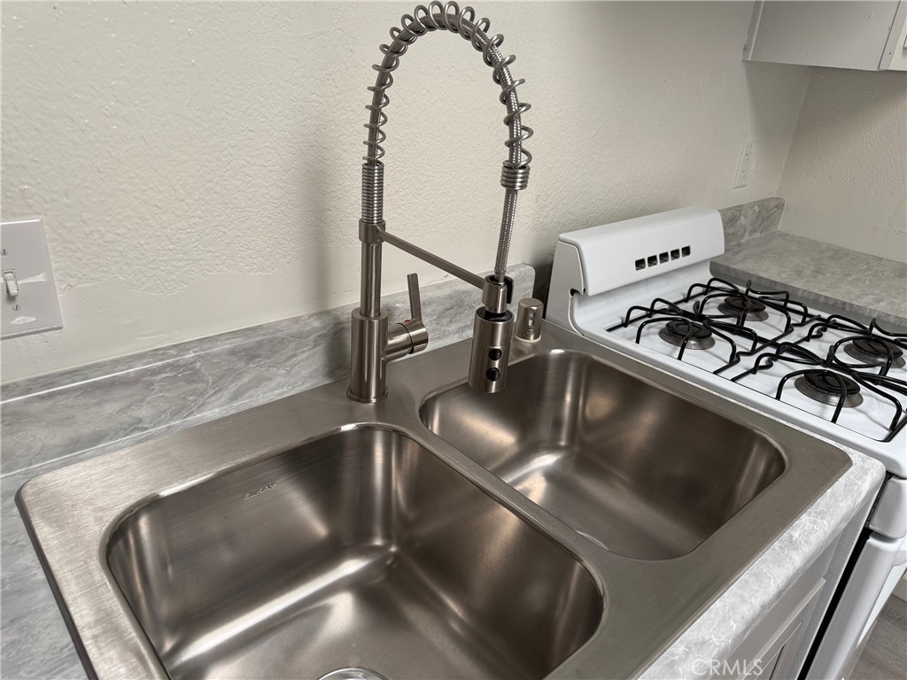 18196 Larkspur Road A Property Photo 10