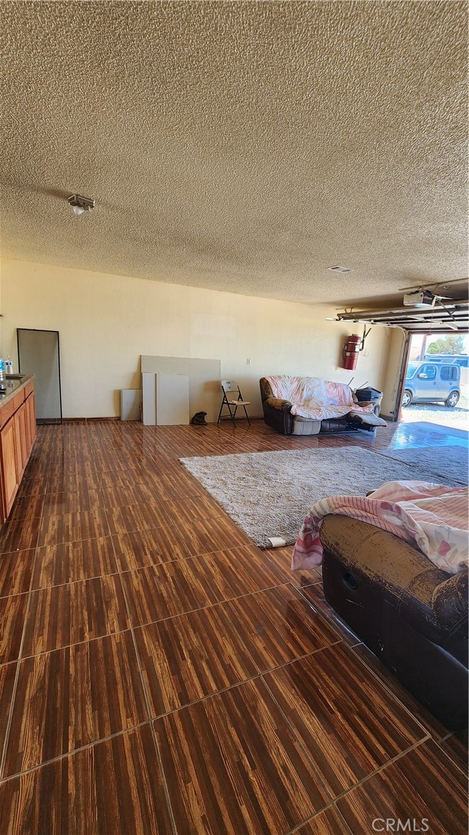 17461 Preston Street Property Photo 3