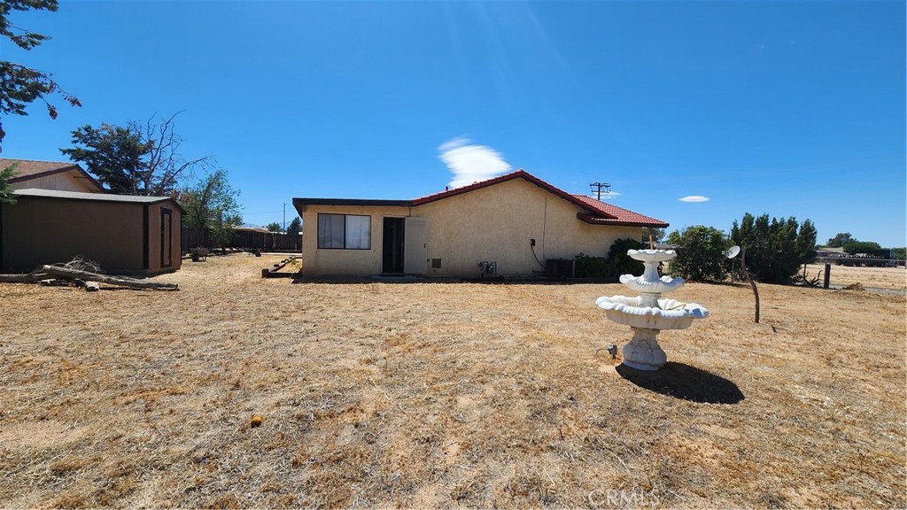 17461 Preston Street Property Photo 9